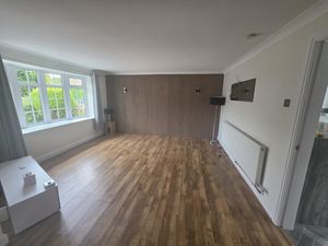 Lounge- click for photo gallery
